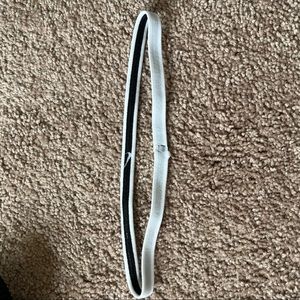 New nike invertible black and white headband